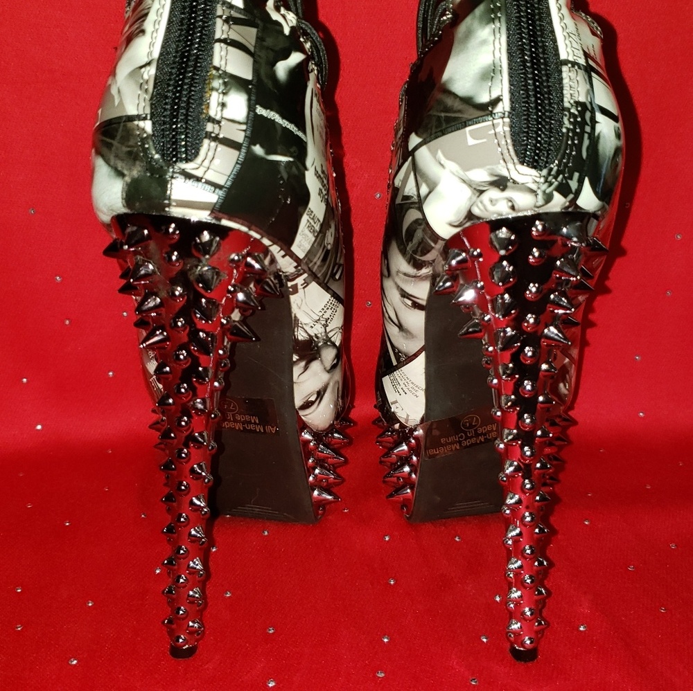 Shoes - Picture 2 of 4